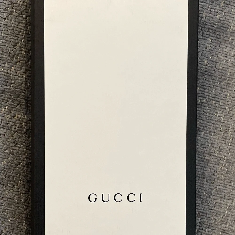 Gucci please read